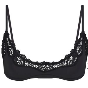SKIMS Black Lace Trim Scoop Bra